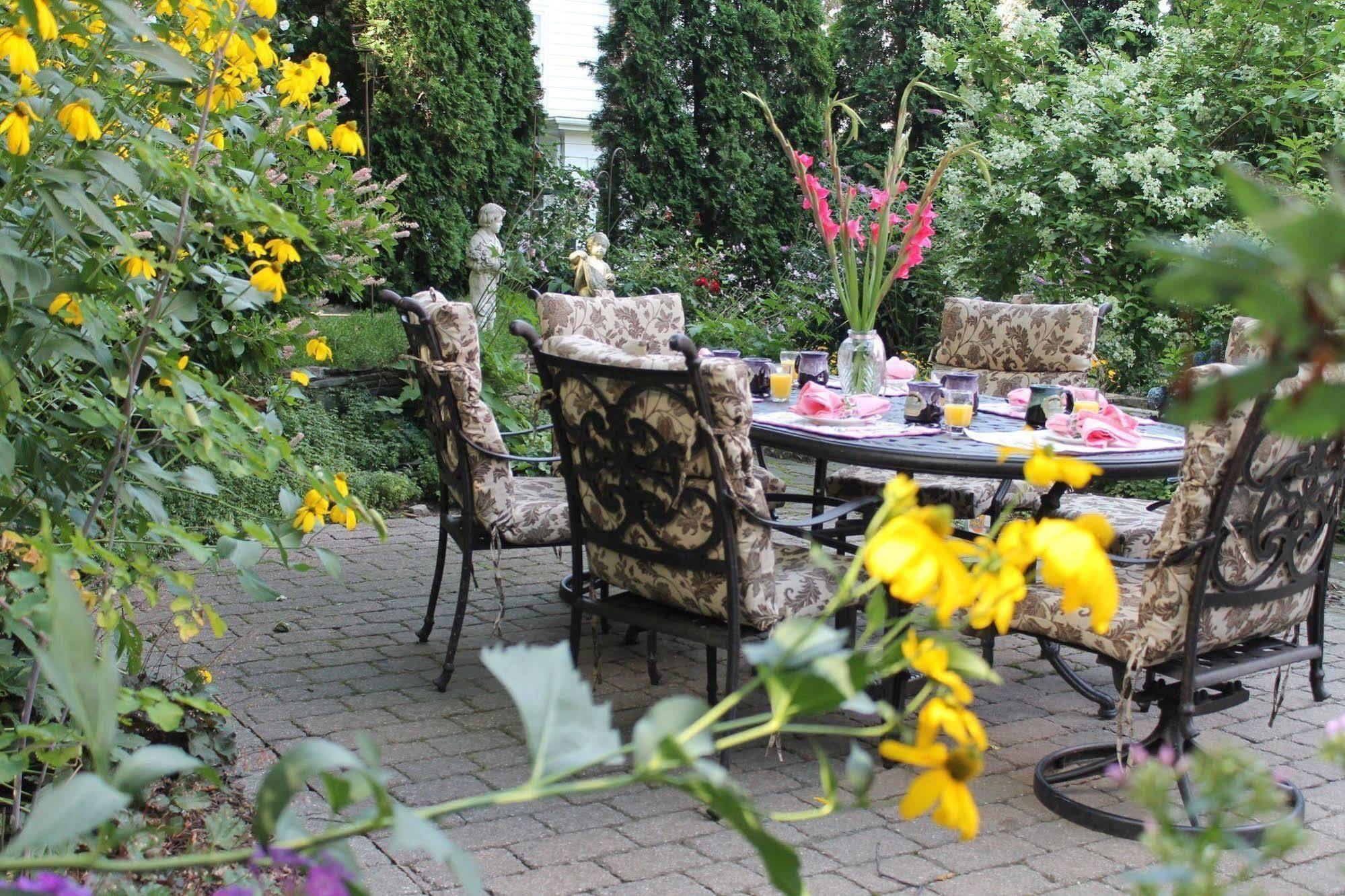 The Sleigh Maker Inn Bed And Breakfast Westborough Eksteriør billede